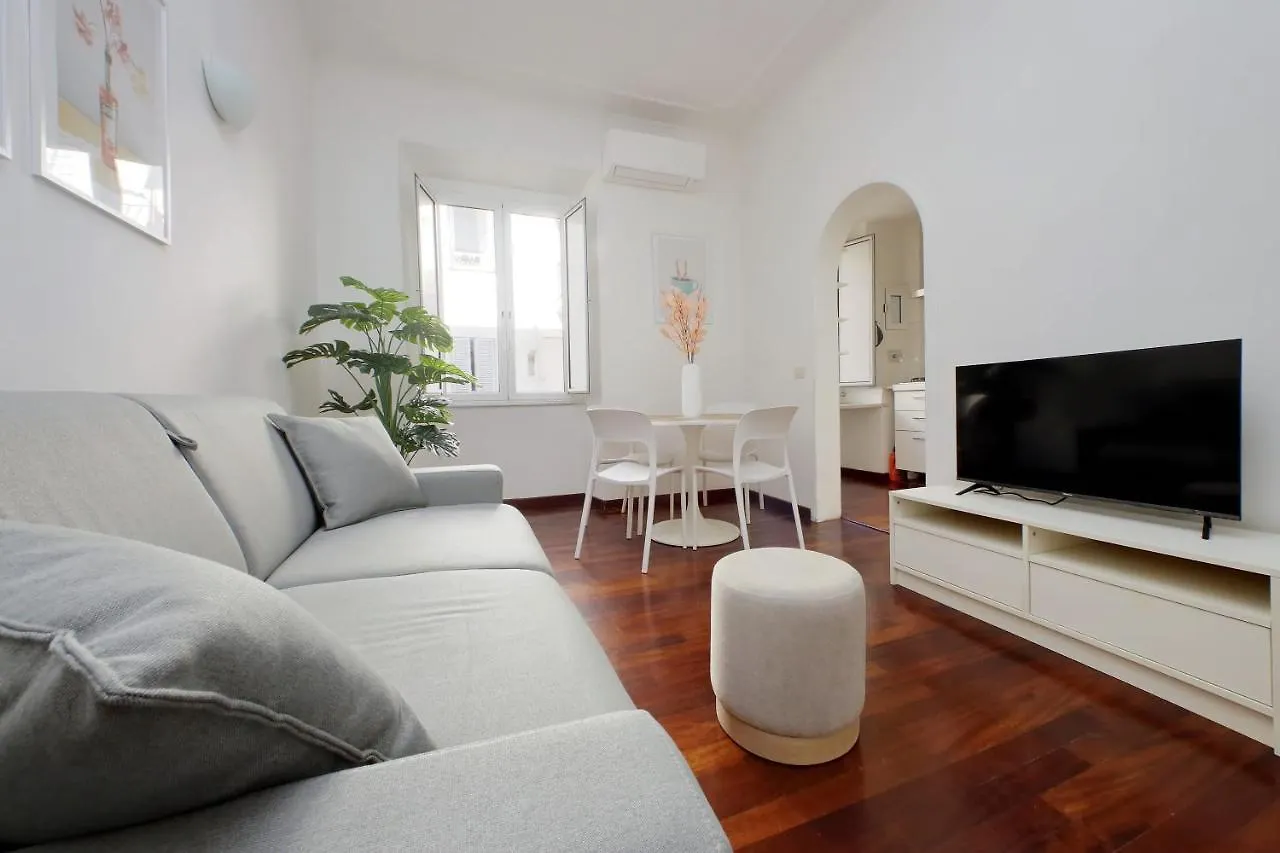 Apartment Domus Lou Elegante Appartamento In Trastevere Roma Italy