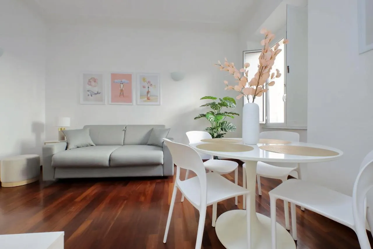 Apartment Domus Lou Elegante Appartamento In Trastevere Roma