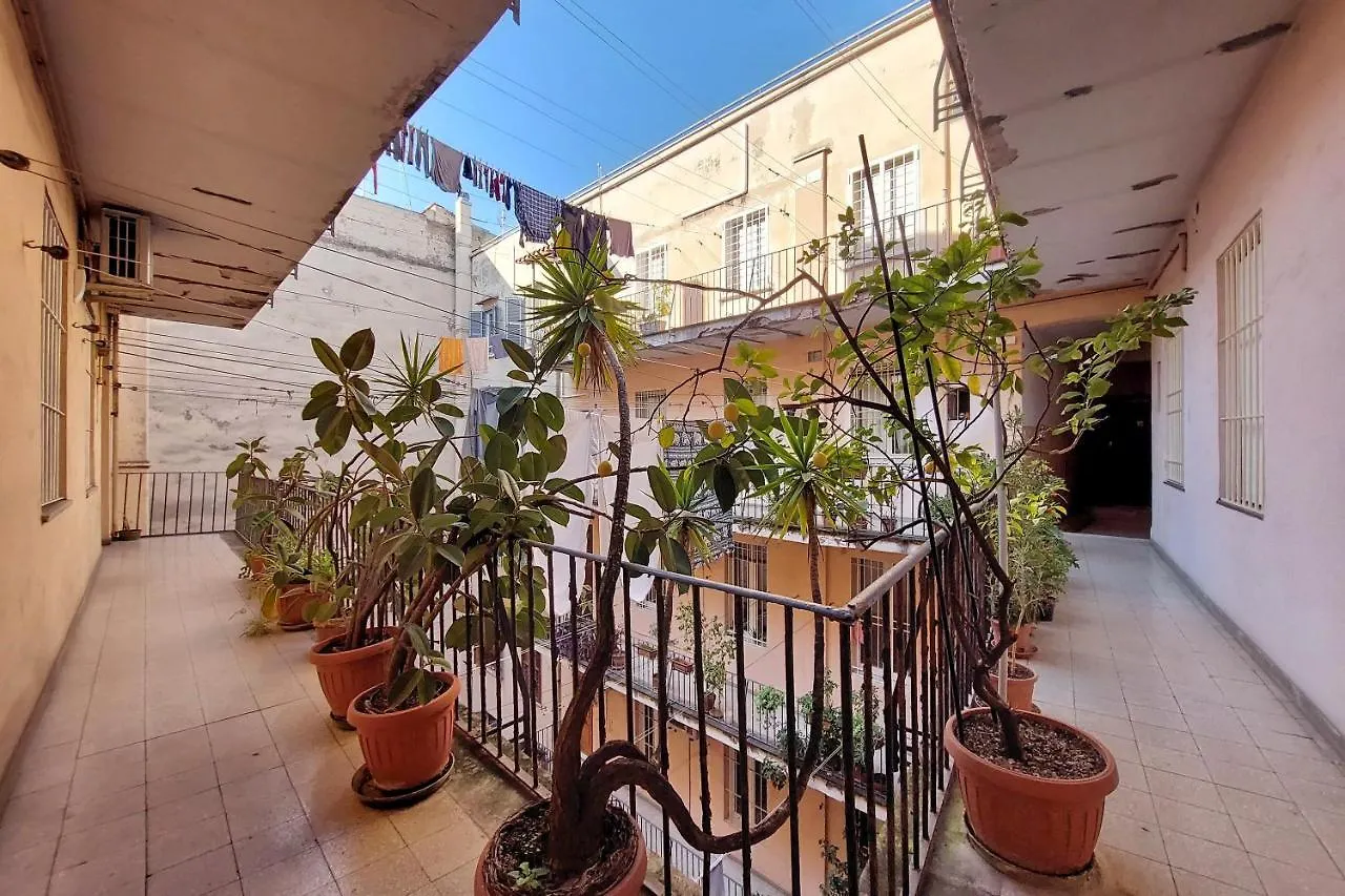 Apartment Domus Lou Elegante Appartamento In Trastevere Roma